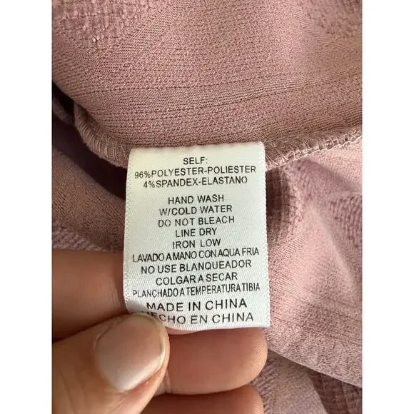 Pink Listicle Dress with Quilted Pattern Size Large - Picture 4 of 6